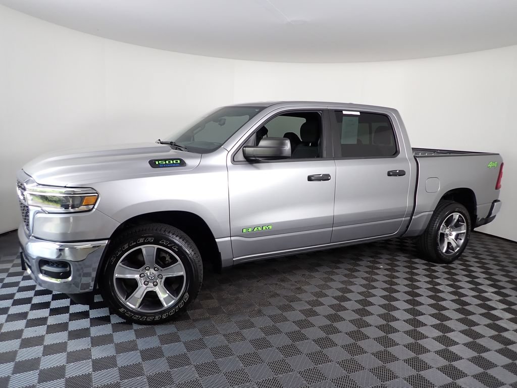 Used 2025 RAM 1500 Tradesman AWD/4WD image 9