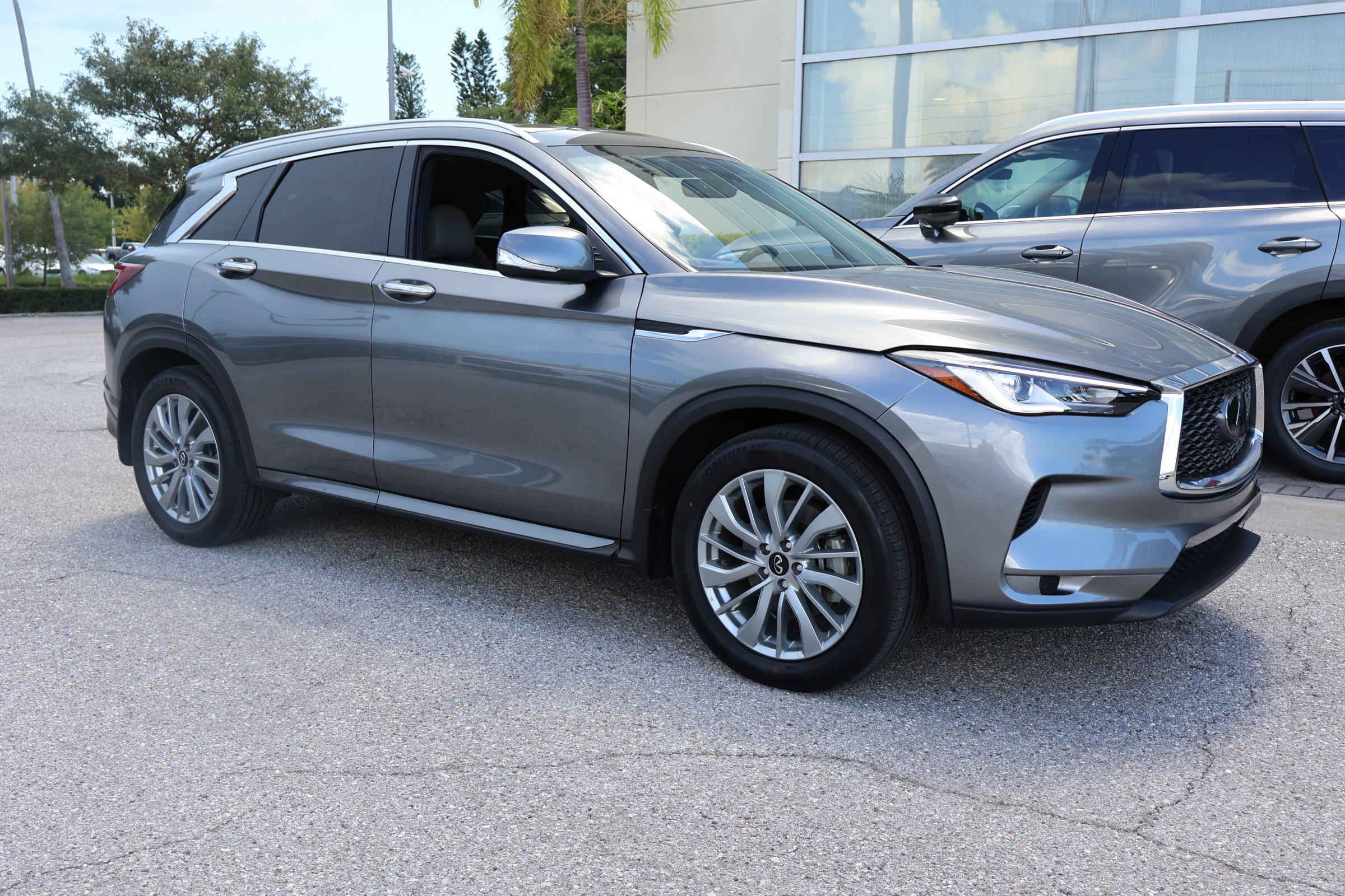 Certified 2023 INFINITI QX50 Luxe FWD image 12