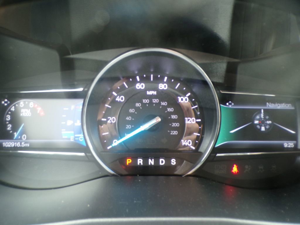 Used 2019 Ford Explorer Limited image 22