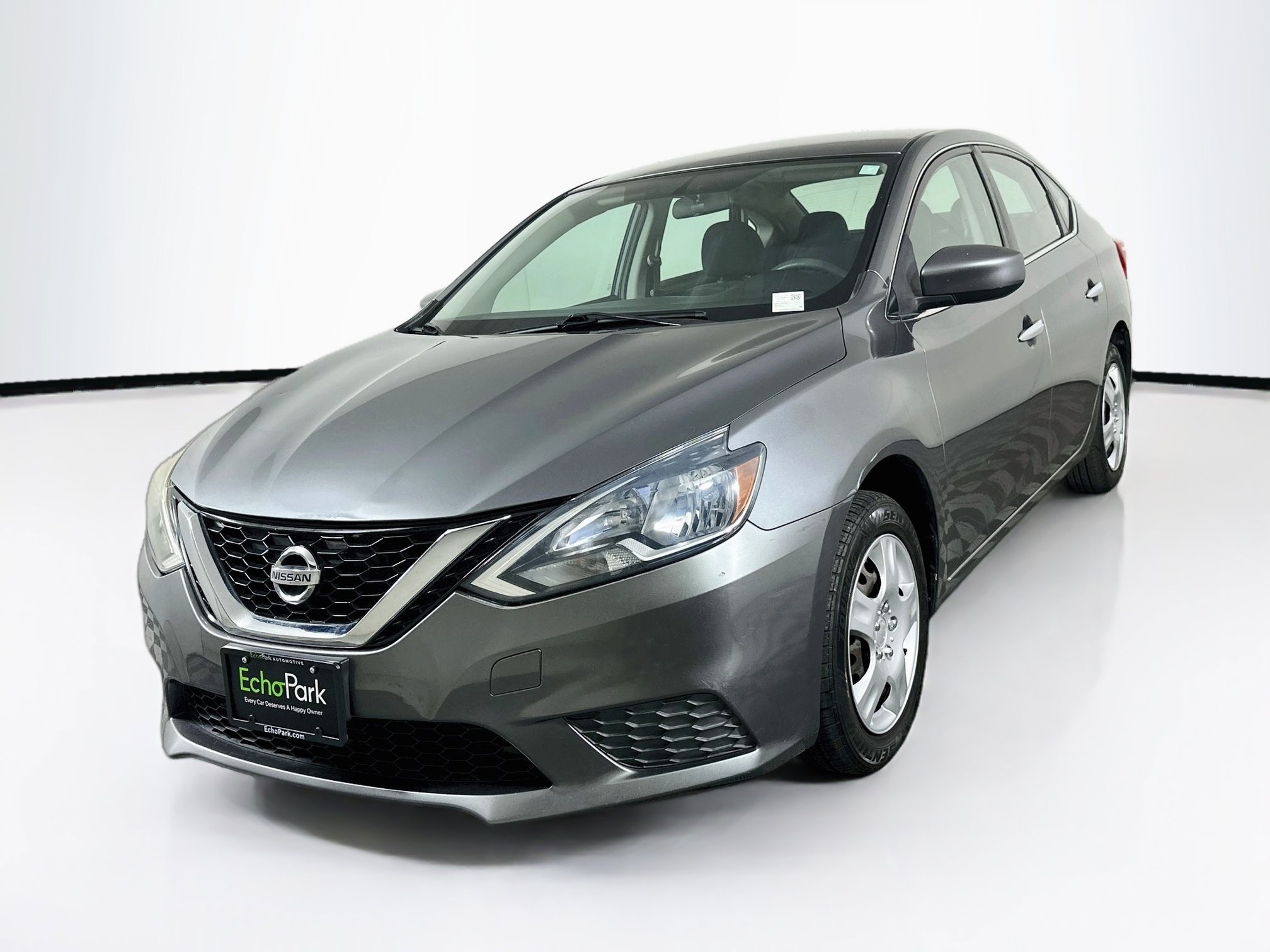 Used 2016 Nissan Sentra S FWD image 3