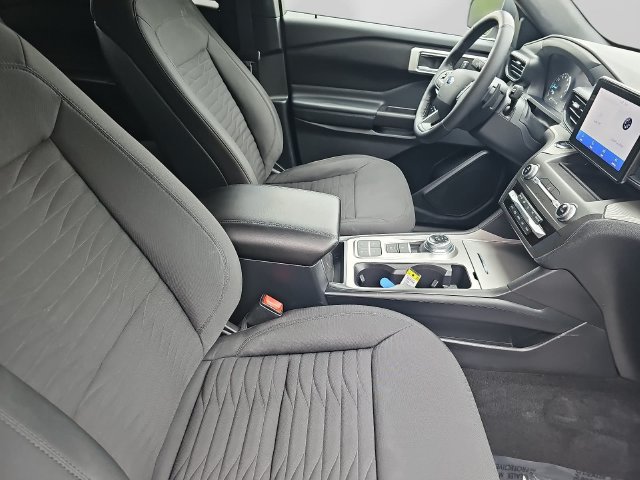 Used 2020 Ford Explorer XLT RWD image 12