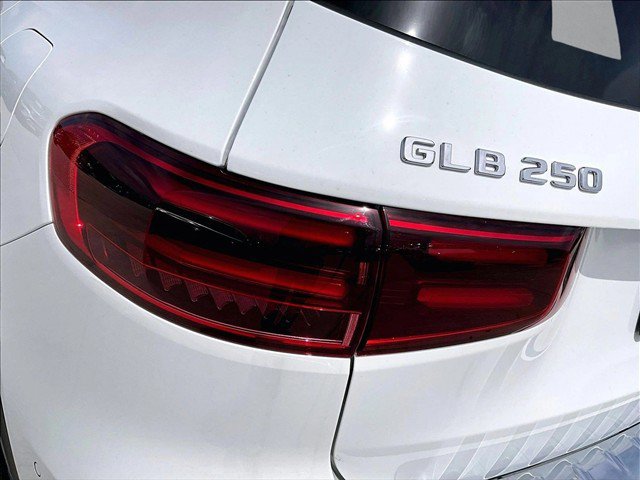 New 2026 Mercedes-Benz GLB 250 image 27