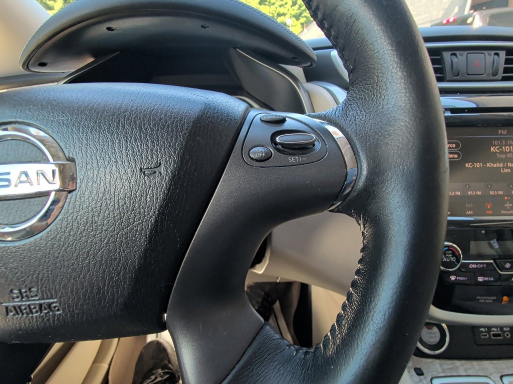 Used 2019 Nissan Murano SV AWD/4WD image 19