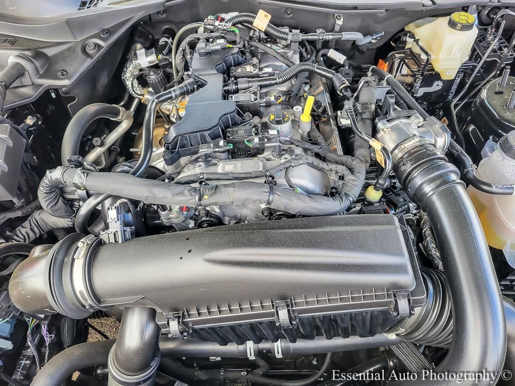 Used 2025 Ford Mustang Premium image 20