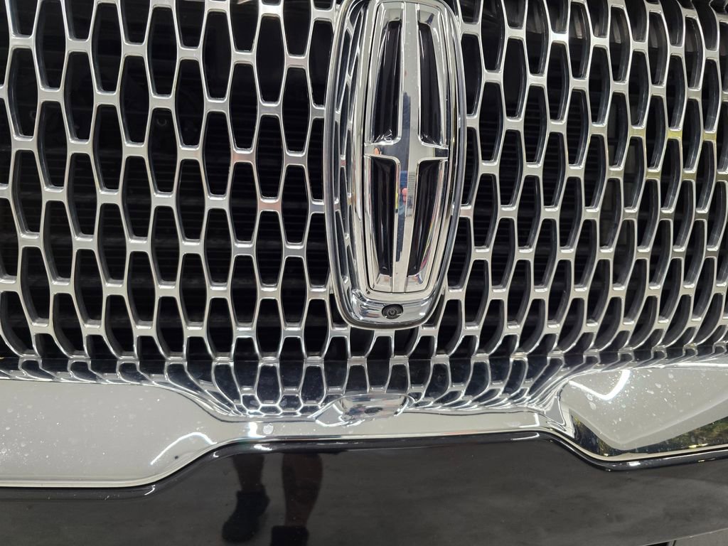 Used 2023 Lincoln Navigator L Reserve RWD image 9