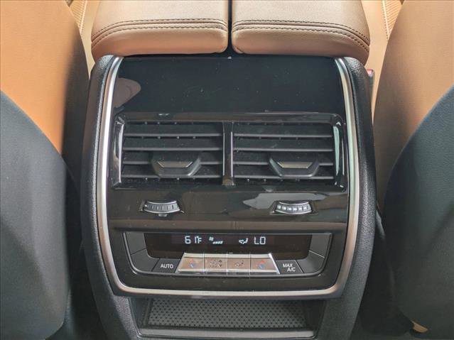 Used 2023 BMW X5 sDrive40i w/ Parking Assistance Package image 18