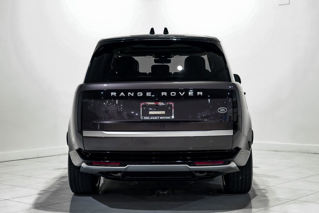 Used 2023 Land Rover Range Rover First Edition image 11