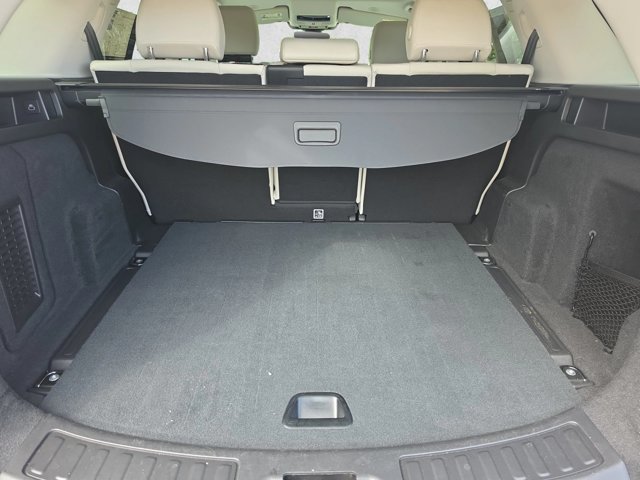 Used 2023 Land Rover Discovery Sport S AWD/4WD image 6