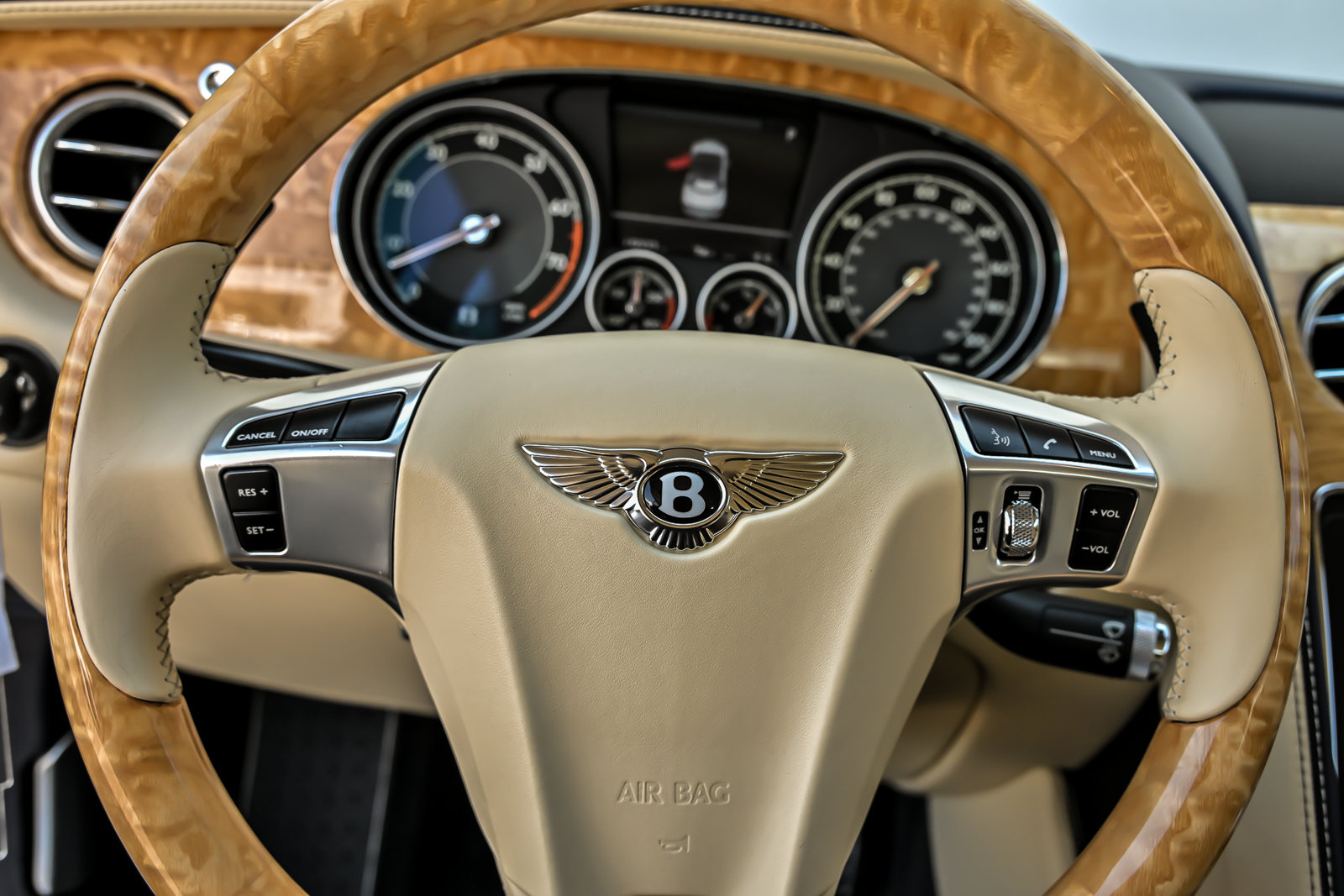 Used 2013 Bentley Continental GT AWD/4WD image 33