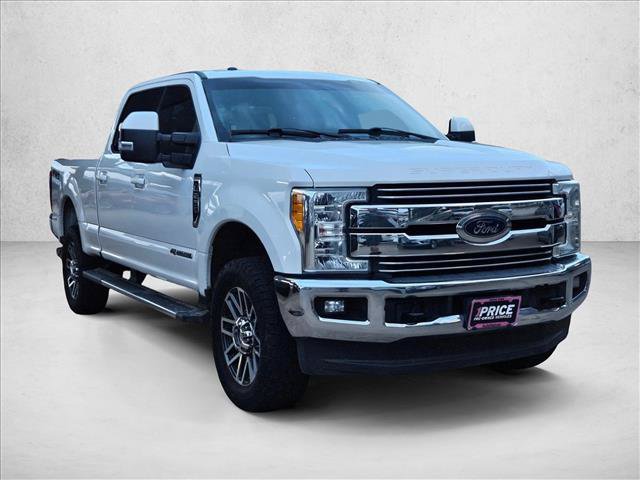 Used 2017 Ford F250 Lariat w/ Lariat Value Package AWD/4WD image 3