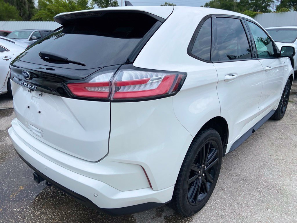 Used 2022 Ford Edge ST-Line w/ Class II Trailer Tow Package AWD/4WD image 6
