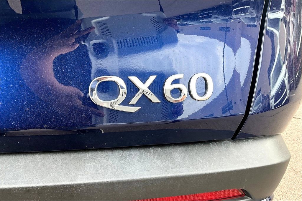 Used 2025 INFINITI QX60 Pure image 8