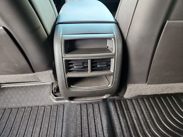 Certified 2021 Cadillac XT5 Premium Luxury FWD image 12