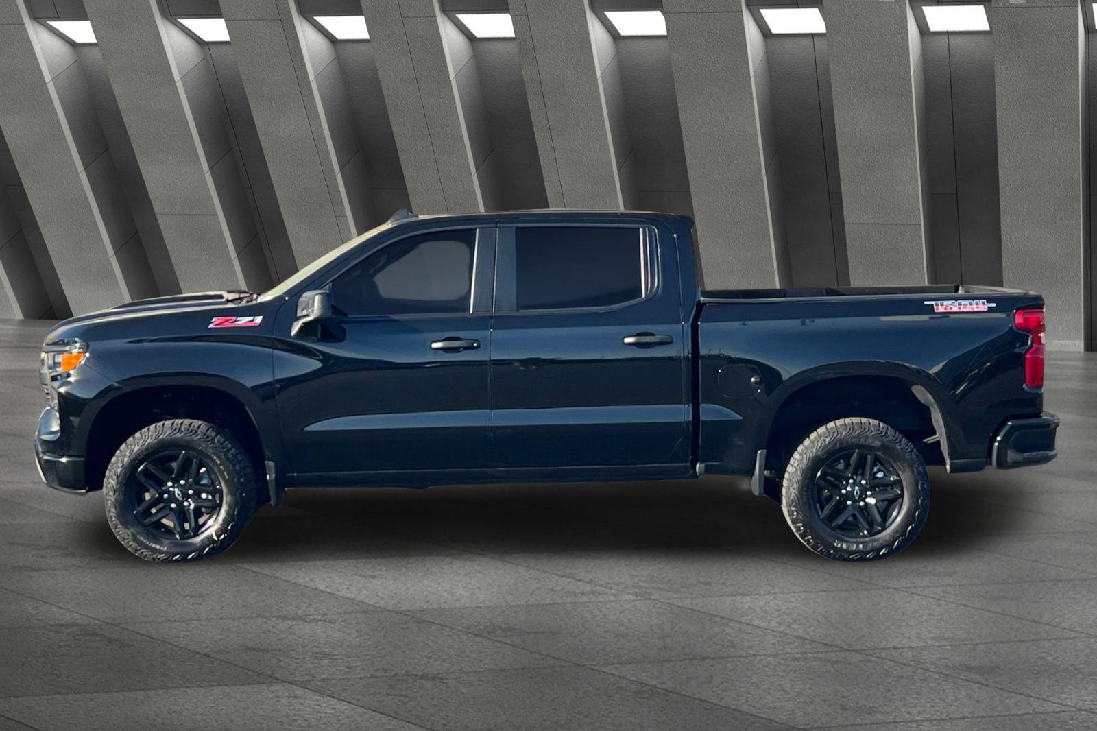 Used 2025 Chevrolet Silverado 1500 Custom Trail Boss image 7