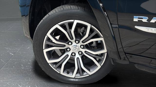 Used 2025 RAM 1500 Tungsten AWD/4WD image 42