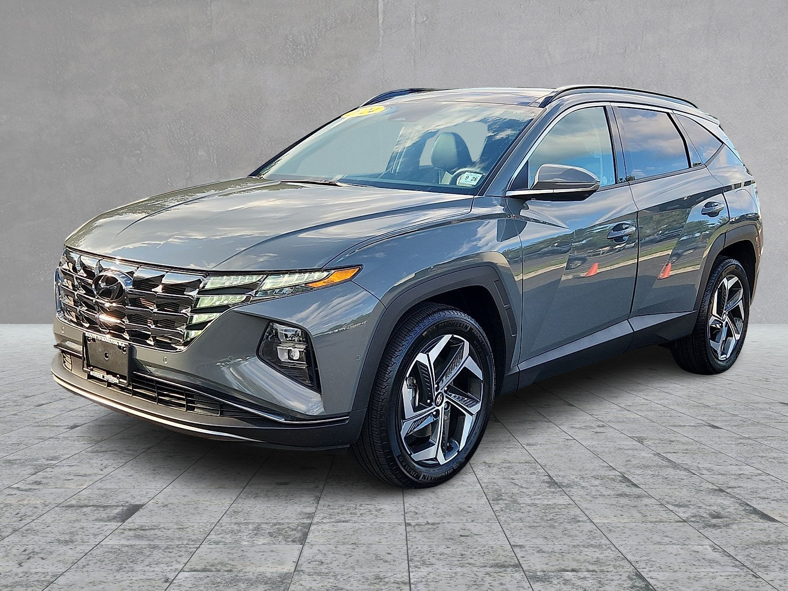 Certified 2024 Hyundai Tucson Limited AWD/4WD image 3