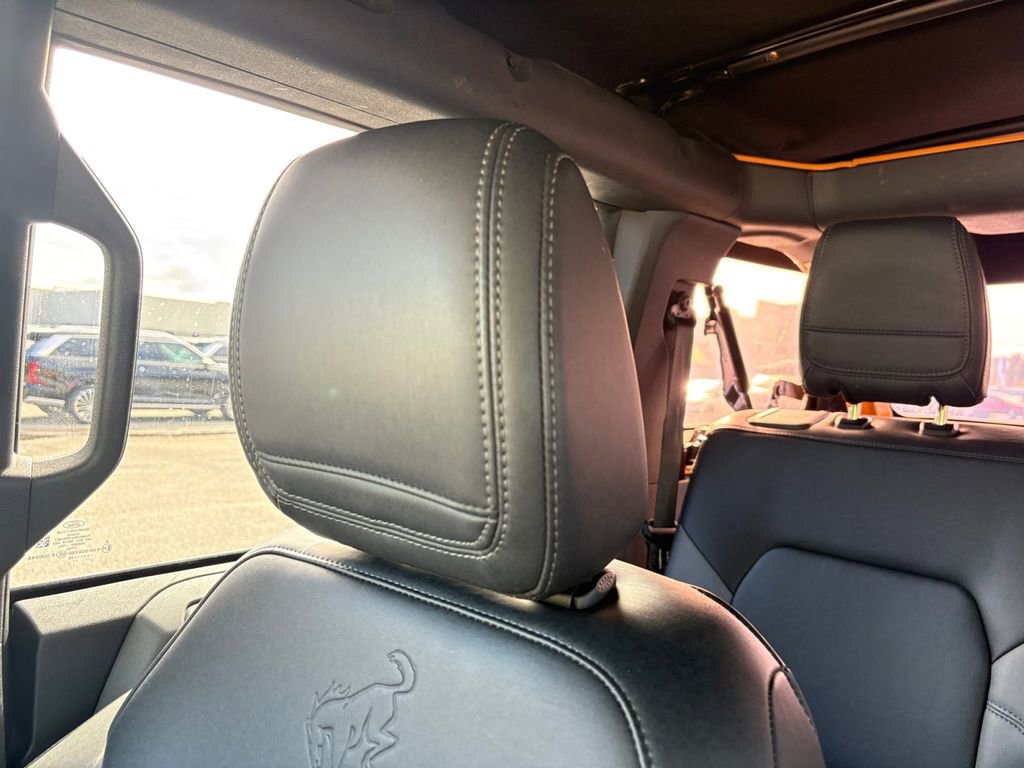 Used 2022 Ford Bronco Black Diamond image 11