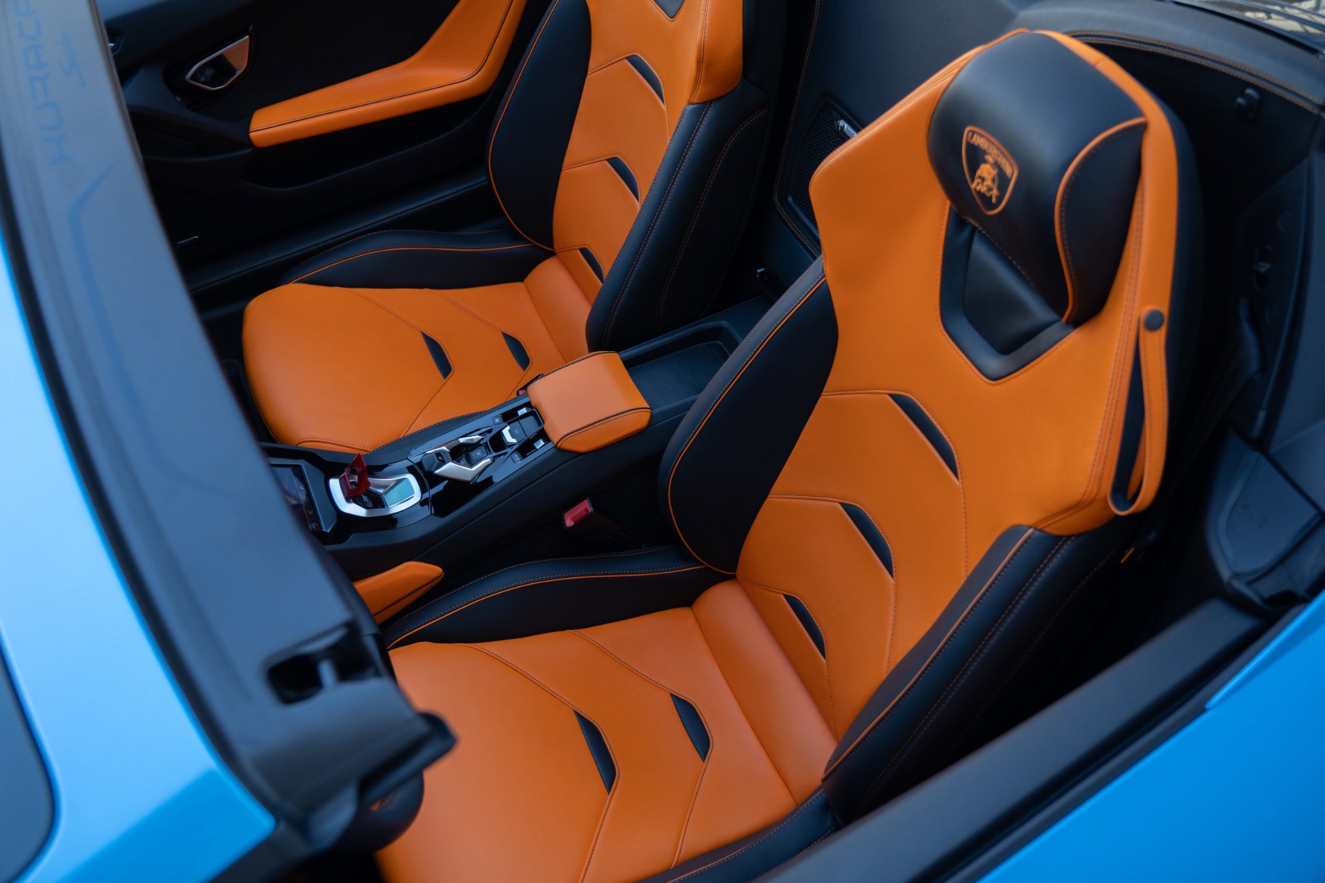 Used 2024 Lamborghini Huracan EVO image 37