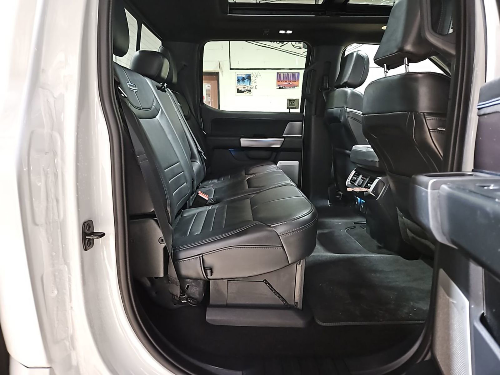 Used 2024 Ford F150 Platinum w/ Equipment Group 703A Plus image 9