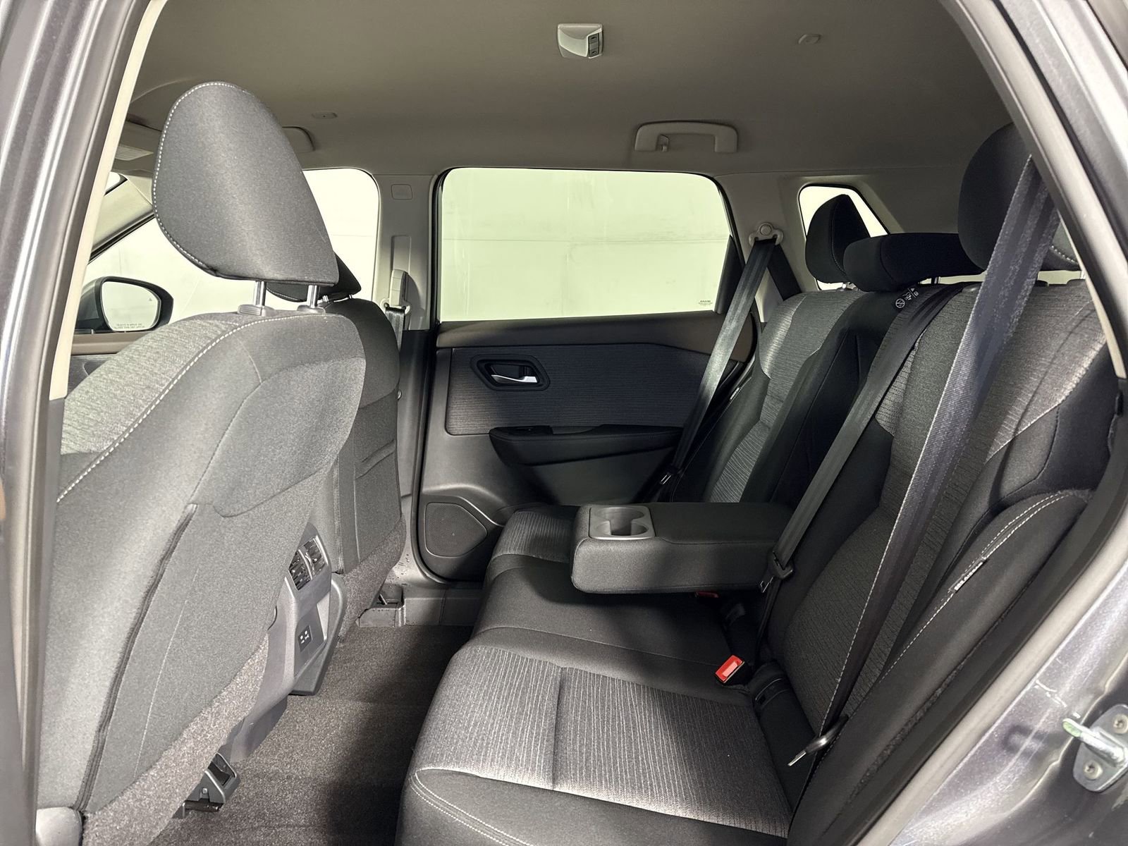 Certified 2023 Nissan Rogue SV image 22