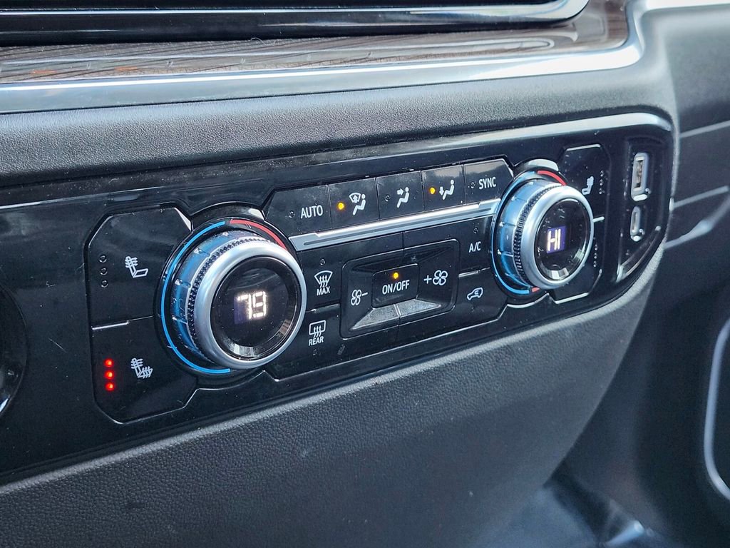 Used 2023 GMC Sierra 1500 Elevation image 20