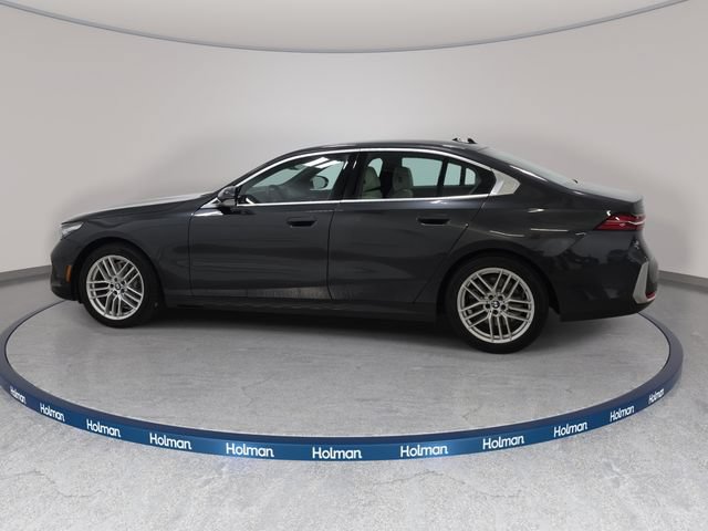 Certified 2024 BMW 540i xDrive w/ Convenience Package AWD/4WD image 8