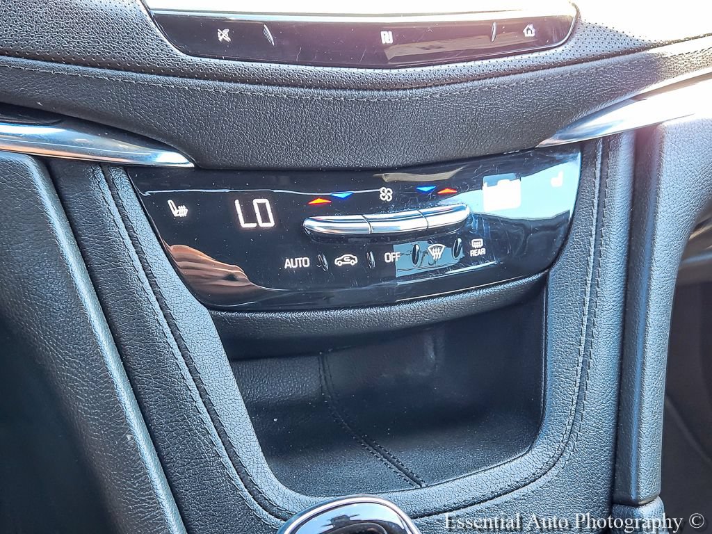 Certified 2021 Cadillac XT5 Premium Luxury AWD/4WD image 14