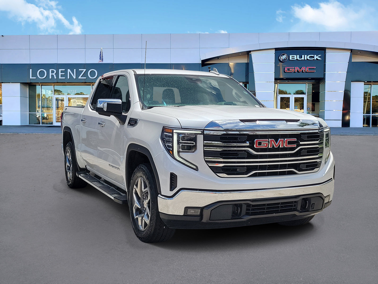 Used 2023 GMC Sierra 1500 SLT w/ SLT Premium Package AWD/4WD image 3