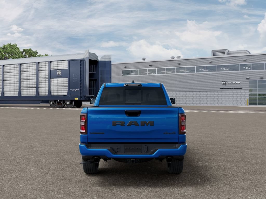 Used 2025 RAM 1500 Laramie w/ Night Edition AWD/4WD image 7
