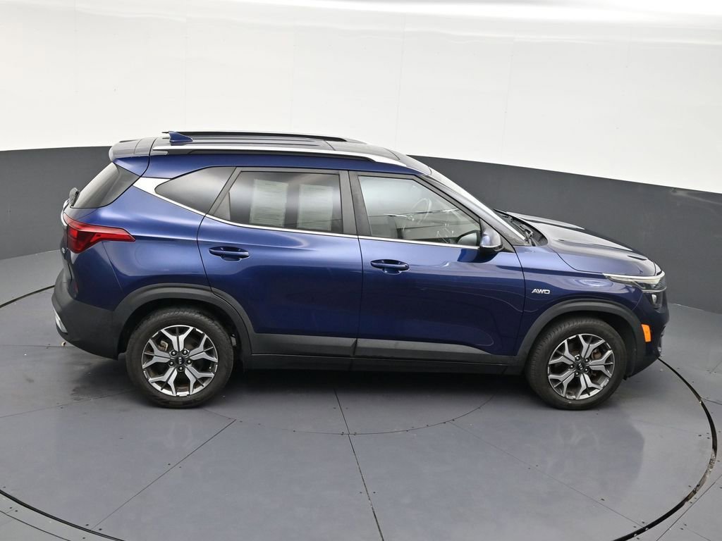 Used 2021 Kia Seltos EX image 17