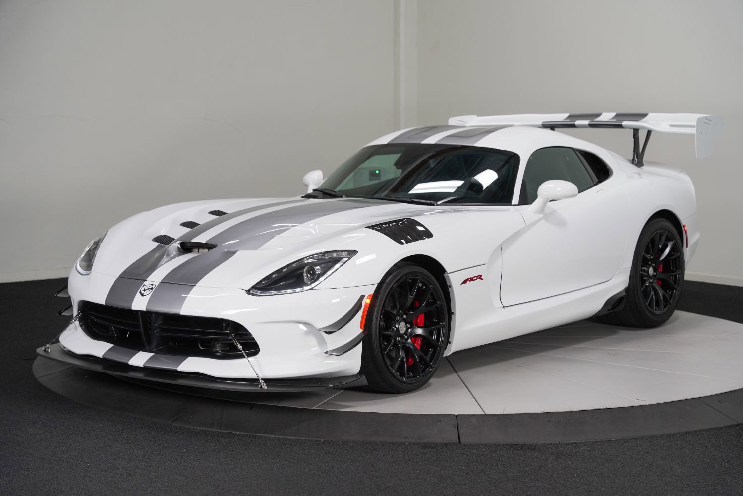 Used 2016 Dodge Viper ACR w/ Extreme Aero Package image 6