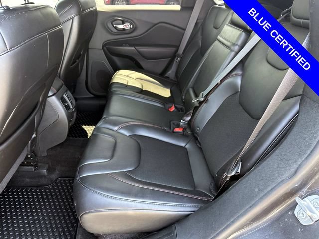 Used 2019 Jeep Cherokee Trailhawk w/ Comfort/Convenience Group AWD/4WD image 7