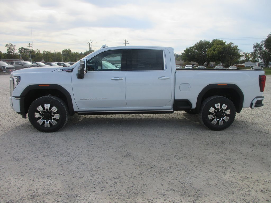 New 2026 GMC Sierra 3500 Denali w/ Denali Reserve Package image 9