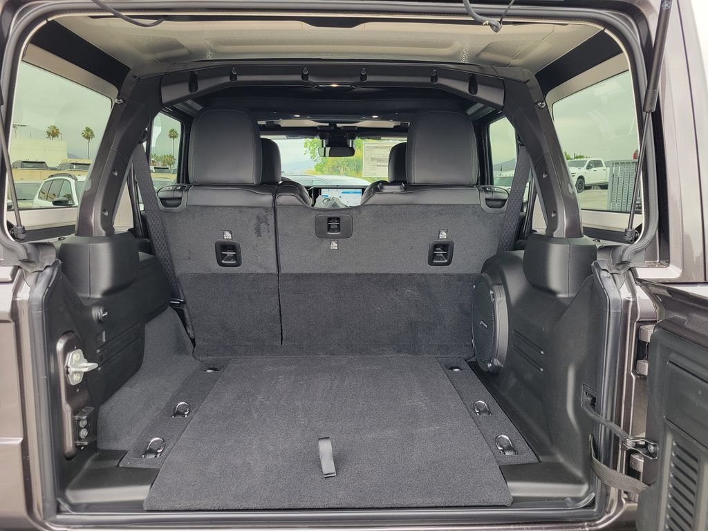 New 2026 Jeep Wrangler Unlimited Rubicon 392 w/ Quick Order Package 27X Moab AWD/4WD image 19