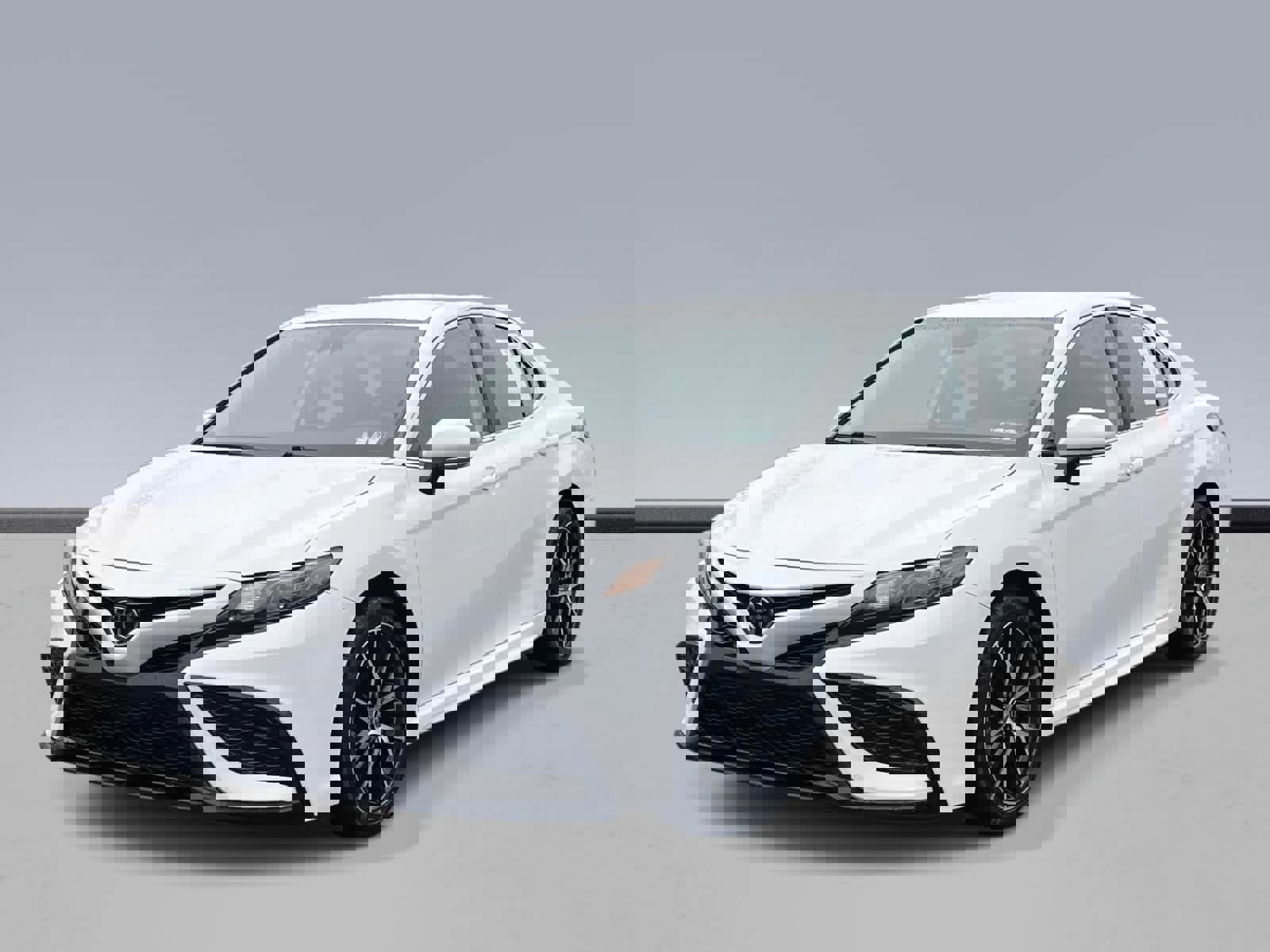 Used 2023 Toyota Camry SE image 1