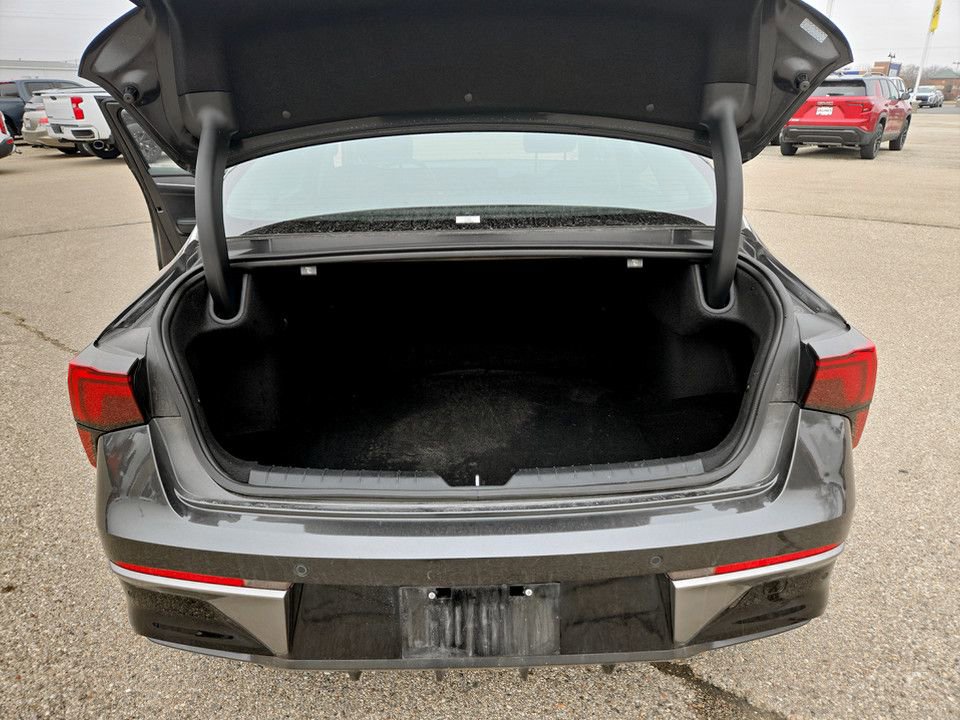 Used 2025 Kia K5 LXS image 32