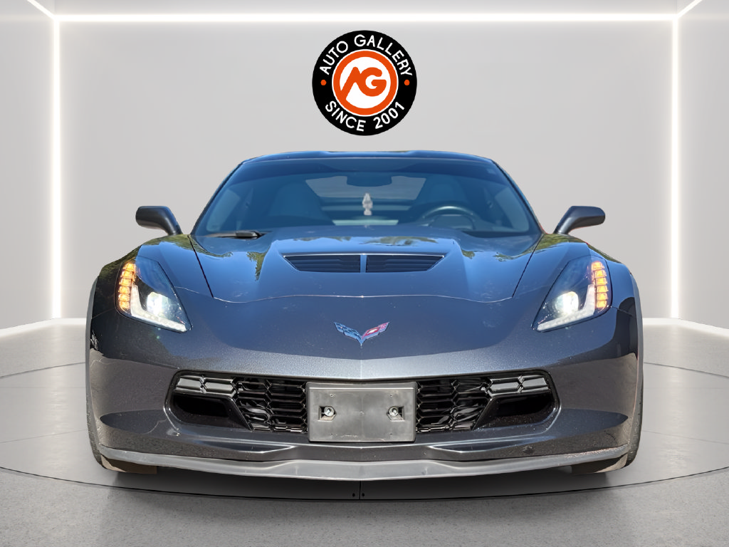 Used 2017 Chevrolet Corvette Z06 w/ Chrome Badge Package RWD image 2