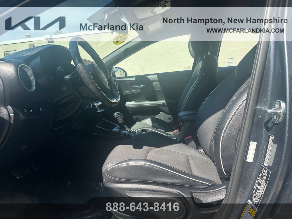 Used 2023 Kia Forte GT-Line w/ GT-Line Technology Package FWD image 10