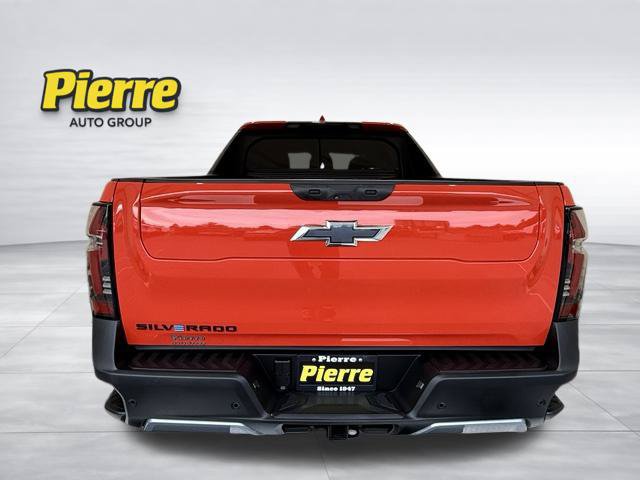 Used 2026 Chevrolet Silverado EV Trail Boss AWD/4WD image 3