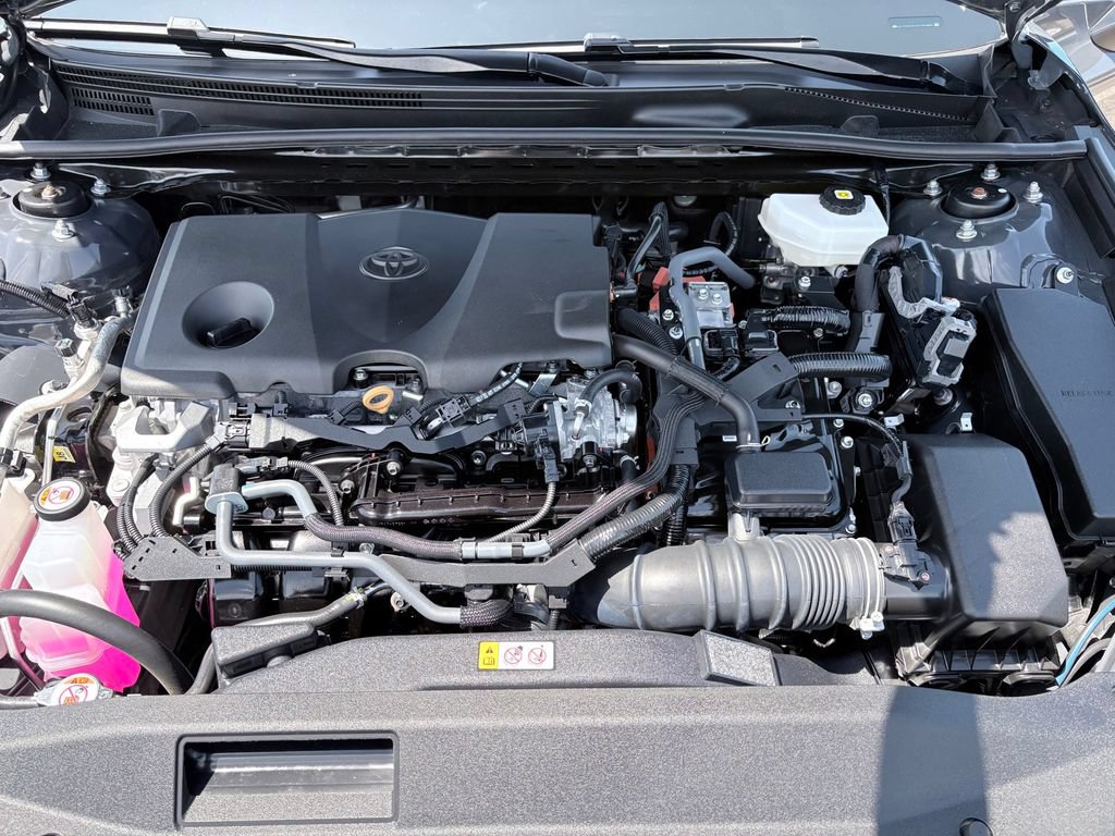 Used 2025 Toyota Camry LE FWD image 29