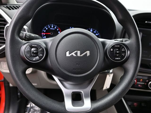 Used 2022 Kia Soul LX w/ Technology Package image 12