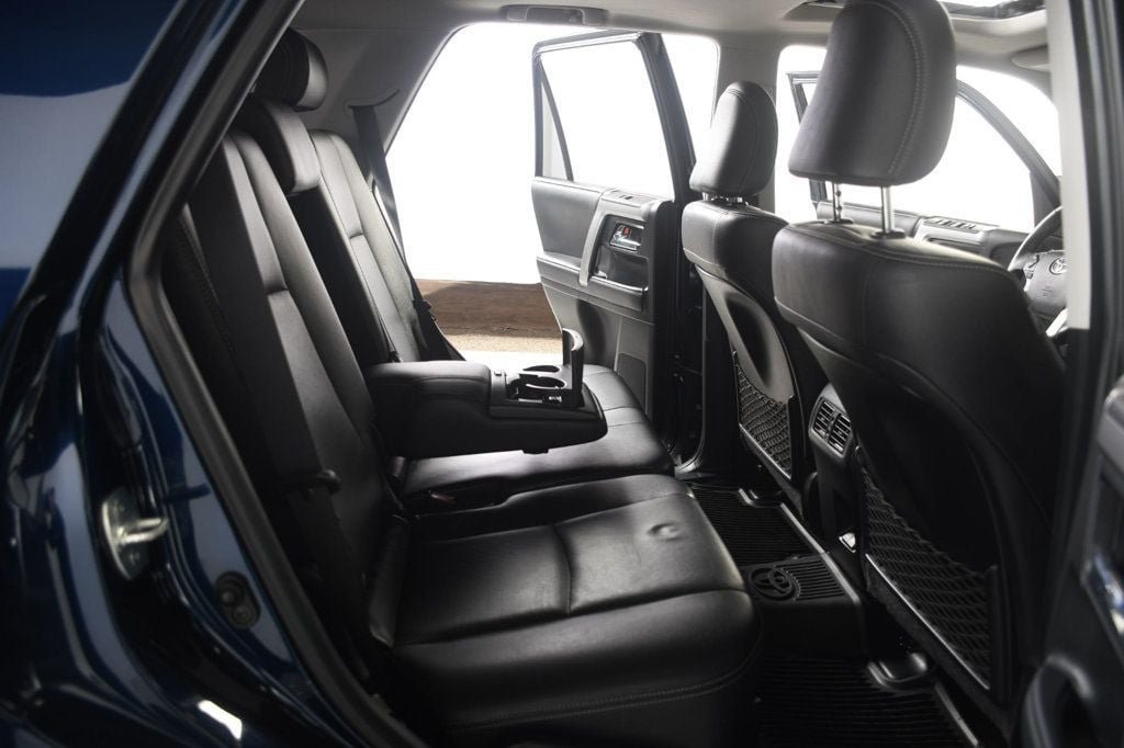Used 2020 Toyota 4Runner Limited AWD/4WD image 35