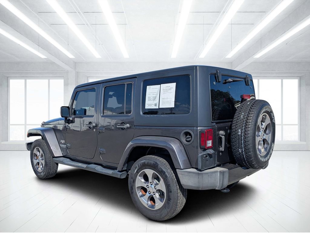 Used 2017 Jeep Wrangler Unlimited Sahara w/ Connectivity Group image 5