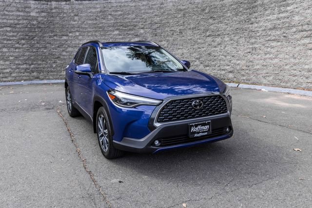 Certified 2024 Toyota Corolla Cross XLE w/ Convenience Package image 2