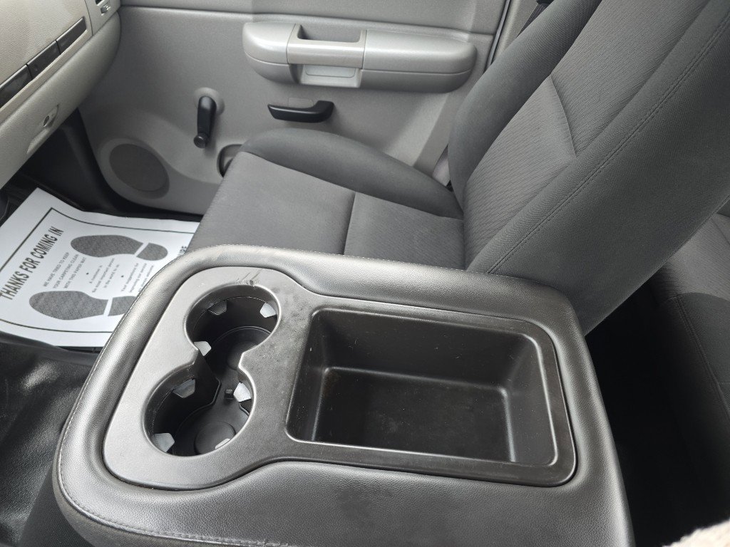 Used 2008 Chevrolet Silverado 2500 W/T image 27