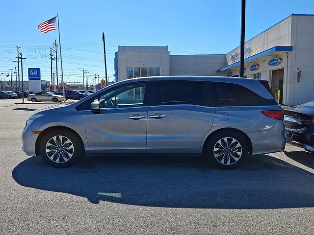 Used 2023 Honda Odyssey EX-L image 4
