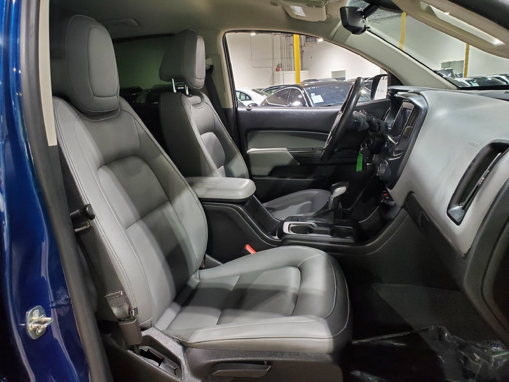 Used 2020 Chevrolet Colorado W/T w/ WT Convenience Package RWD image 14