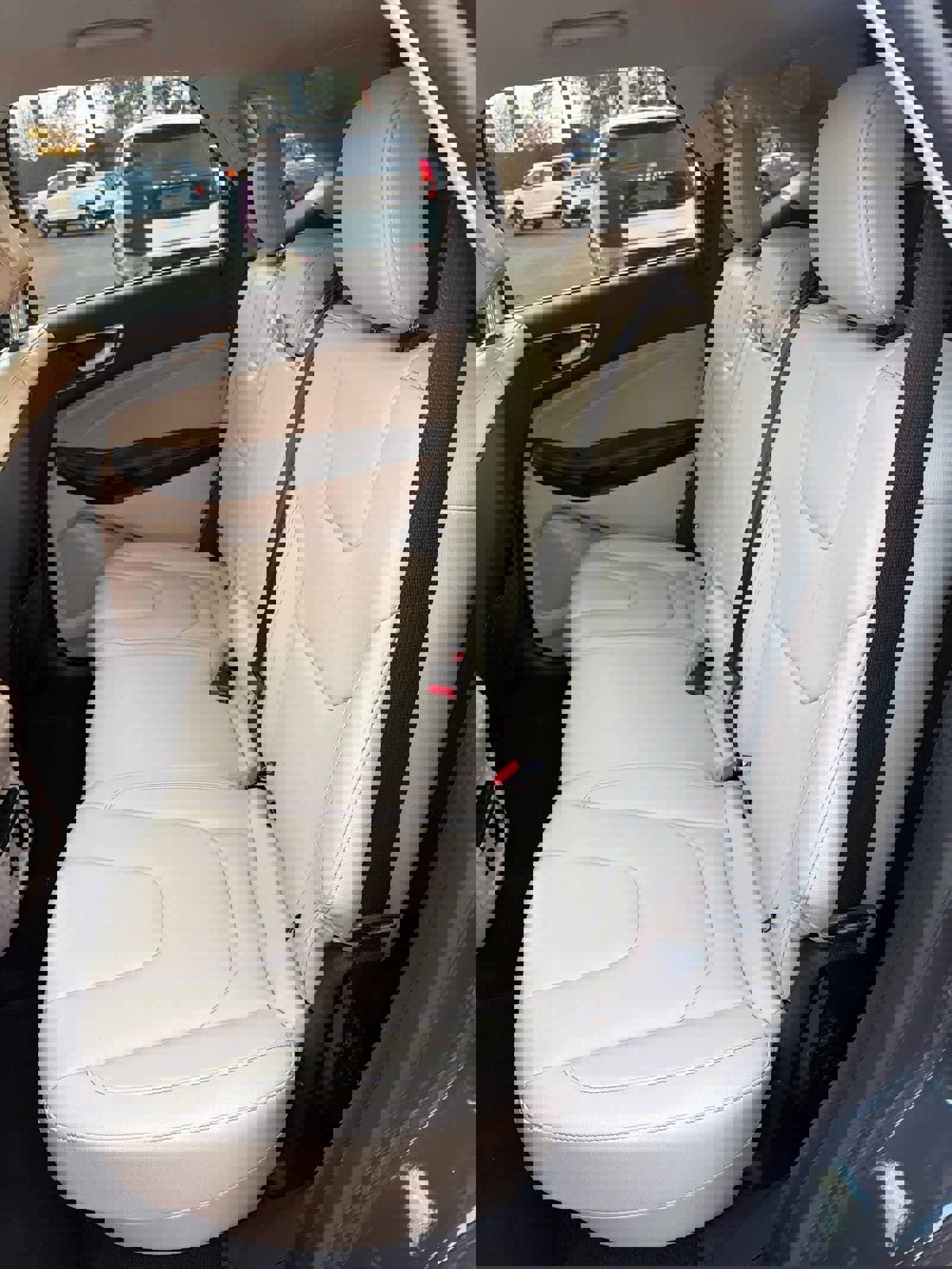 Used 2021 Ford Edge Titanium w/ Cargo Accessory Package image 17