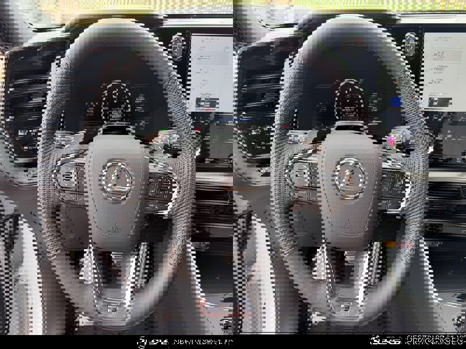 Certified 2026 Lexus TX 500h AWD w/ Technology Package image 21