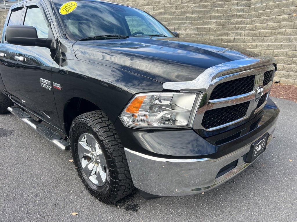 Used 2018 RAM 1500 Classic SLT image 6